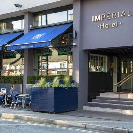 Hotel Imperial Dundalk: Dundalk şehrinde bir otel