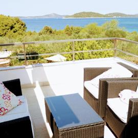 Holiday Home Subasic, hotel in Zlarin