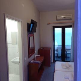 GR Apartments Sea View, hotel i Kallithea Halkidikis