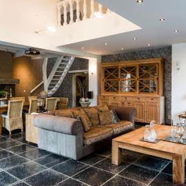 Een prachtige en luxueuze vakantiewoning dat is Hof Leskensdaele, отель в городе Герардсберген