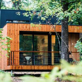 Forest cube Tradition، فندق في Petit Mesnil