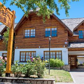 Latitud Cuarenta Suites, hôtel à San Martín de los Andes
