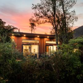 Rainforest Deluxe, hotel u gradu Franc Jozef