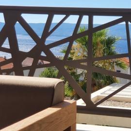 L & L Apartmani, hotel in Bol