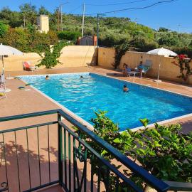 Residenza Laura Casa Vacanze Capo Vaticano – hotel w mieście Capo Vaticano