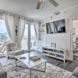 Dazzling Mexico Beach Condo - Walk to the Beach!