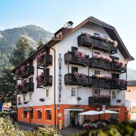 Hotel Touring, hotel en Predazzo