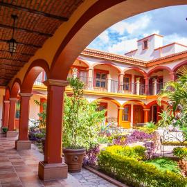 Encanto de la Sierra Hotel, hotel sa Mascota