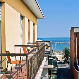 Hotel Tura