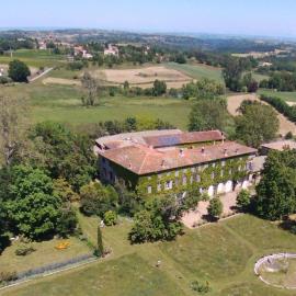 Domaine du Peyron – hotel w mieście Quintenas