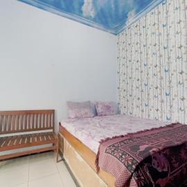 OYO 90093 Dw Hotel, ξενοδοχείο σε Malang