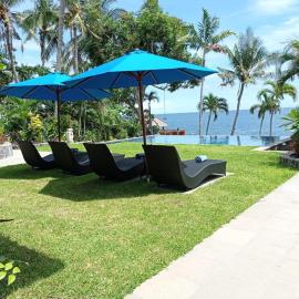 Absolute Beachfront Private Villa sleeps 6 with Infinity Pool on 1200m2 of Tropical Land