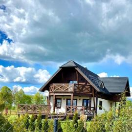 Mazurska Osada nad jeziorem Orzysz