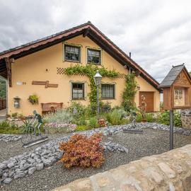 Ferienwohnung-Mediterran, hotel u gradu Ajnrur