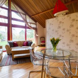 Surlingham Lodge Studio Large Family Cottage