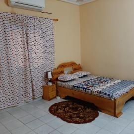Villa Chambre B climatisée douche Cuisine salon, hotel a Bamako