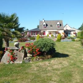 Chambres d'Hotes La Maison Neuve, hotel a Saint-Loup