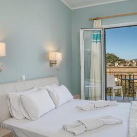 Herodotos Studios, hotel in Keri