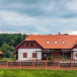 Naturpark Vendégház, hotel in Alsószölnök