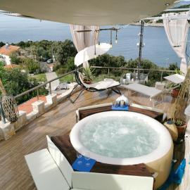 House Carpe Diem with the best sea view, hotel v destinaci Masline