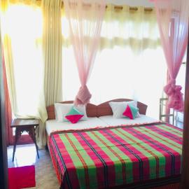 Kandy IVY Banks Holiday Resort