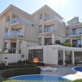 Beautiful family villa with sea view