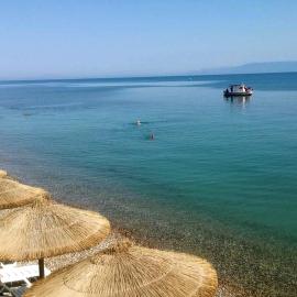 Castella Beach, hotel en Alissos