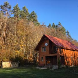 Дом у озера, hotel in Tur'ya Pasika