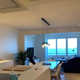OSKAR luxe appartement op zeedijk met zeezicht, hotel a Oostende
