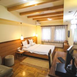 Hotel Vila Vrbas, ξενοδοχείο στη Μπάνια Λούκα