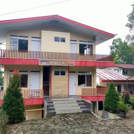 Baturaden में, होटल Hotel Anita Baturaden Mitra RedDoorz