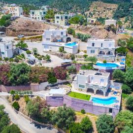 Ilios Village, hotel v mestu Stalós