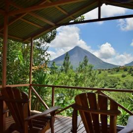 Mirador House Cozy & Private Home W Volcano View, hotel in El Castillo de la Fortuna
