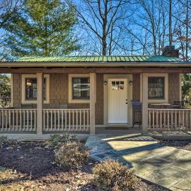 Berkeley Springs Haven w/ Sleepy Creek Access!, hotell sihtkohas Berkeley Springs