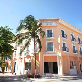 Hotel Los Itzaes by 5th av