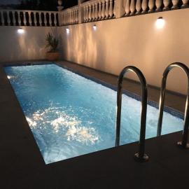 2 Bed-Sleeps 5-Private Pool-Pets-AirCon, hotel i Mazarrón