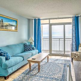 Community Perks + Beach: North Myrtle Beach Condo, hotel in Myrtle Beach