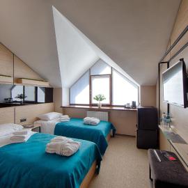 Hotel Riders Equides club, hotel u gradu Lesniki