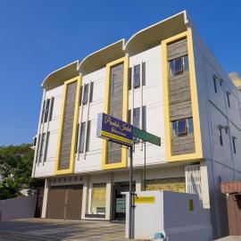 Pondok Indah Guest House by ecommerceloka, hotel in Samarinda
