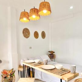 Best studio flat w/ NETFLIX near airport and beach!, hotel a Mactan