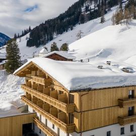 Das Unterrain Lifestyle Hotel, hótel í Sankt Jakob in Defereggen