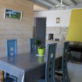 LE BON ABRI JURA, Hotel in Marigny