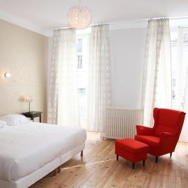 Viesnīca Hôtel Le Roncevaux pilsētā Po