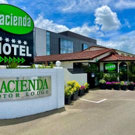 Hacienda Motor Lodge