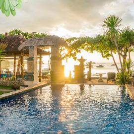 Bungalow No 7, hotel u gradu Nusa Lembongan