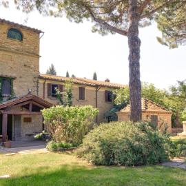 Farmhouse in Marsciano with Pool and Vineyards