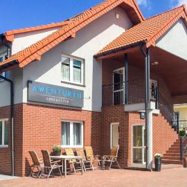 Viesnīca Awenturyn - Pokoje Apartamenty Noclegi Grzybowo pilsētā Gžibova