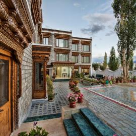 The Sera Courtyard, hotel em Leh
