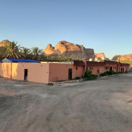 شاليهات لارينا بالعلا Larina Chalets, hotel Al-Ulában