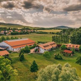 Matild Country Hotel, hotel in Nemesvita